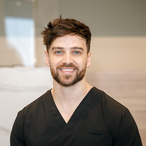 Dr. Ian Orellana – Dentist